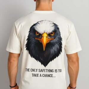 Eagle in black n white - Unisex Oversized T-Shirt