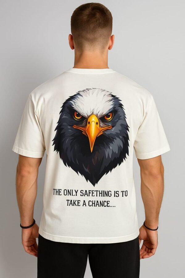 Eagle in black n white - Unisex Oversized T-Shirt